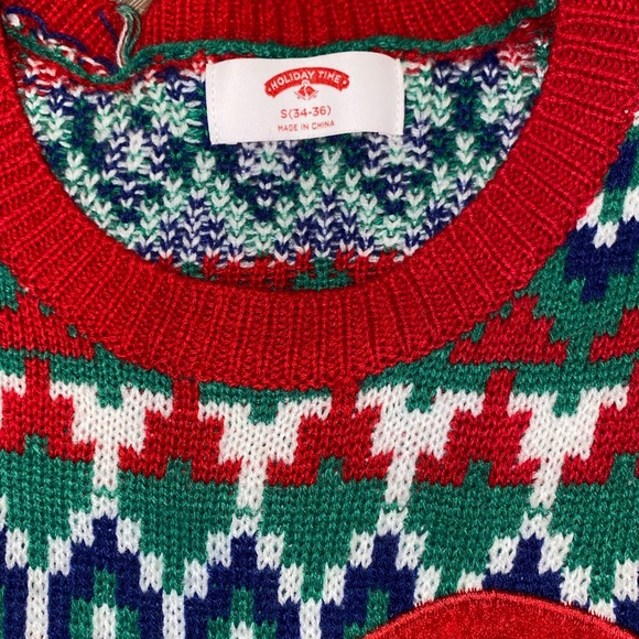 Men’s Gorilla Christmas sweater. Can be used as a cute dress for a lady also! - Picture 3 of 3